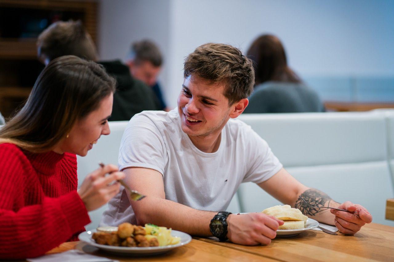 strapi: https://strapi.goodlunch.cz